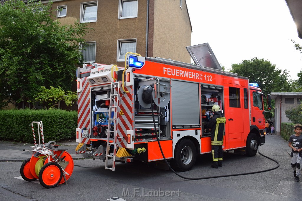 Feuer Koeln Vingst Wuerzburgerstr P16.JPG